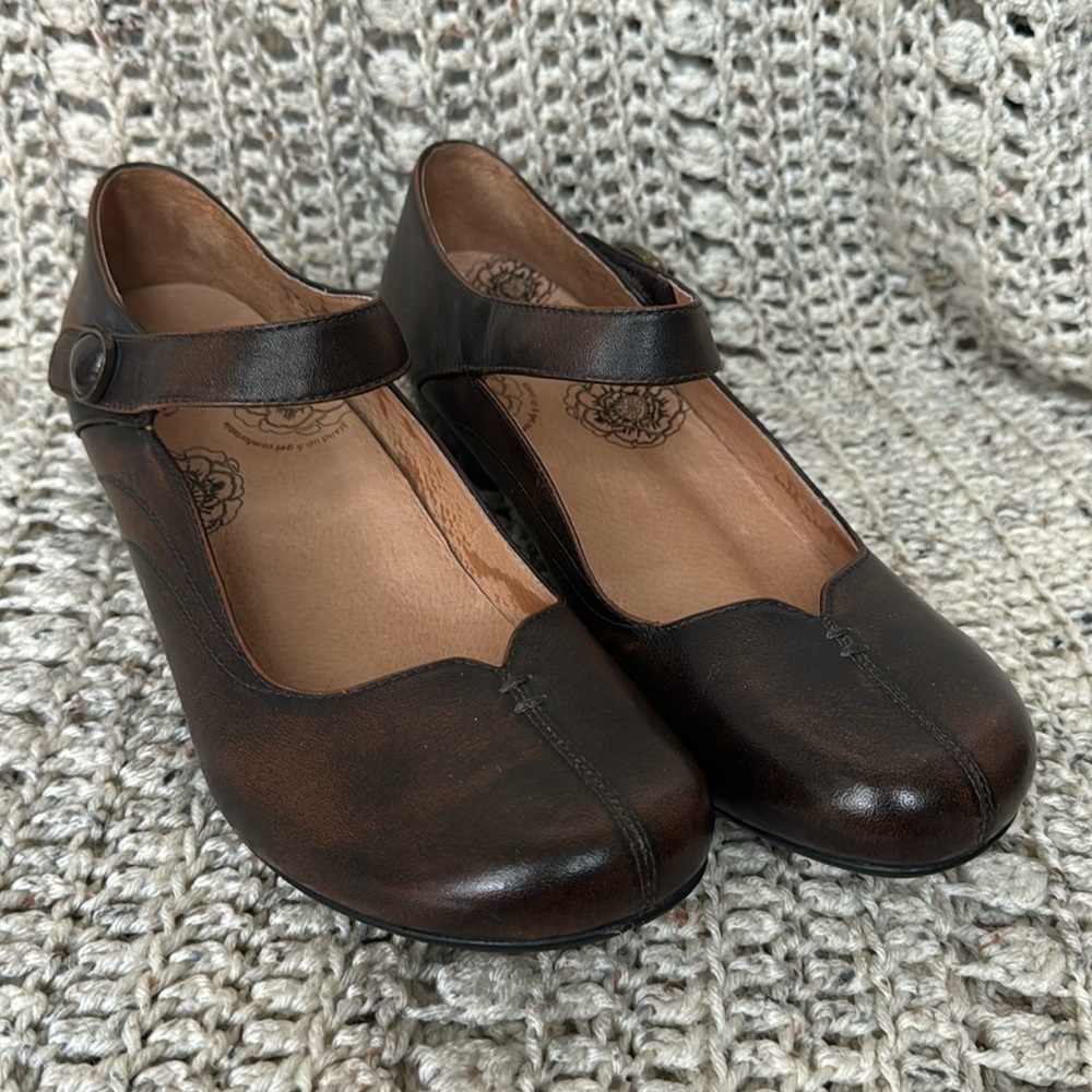 Taos Mary Jane - brown